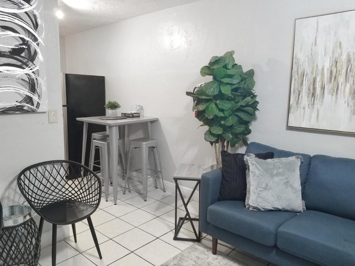 Ultra Glam Apartment 5 Miles From Hard Rock Casino 할리우드 외부 사진